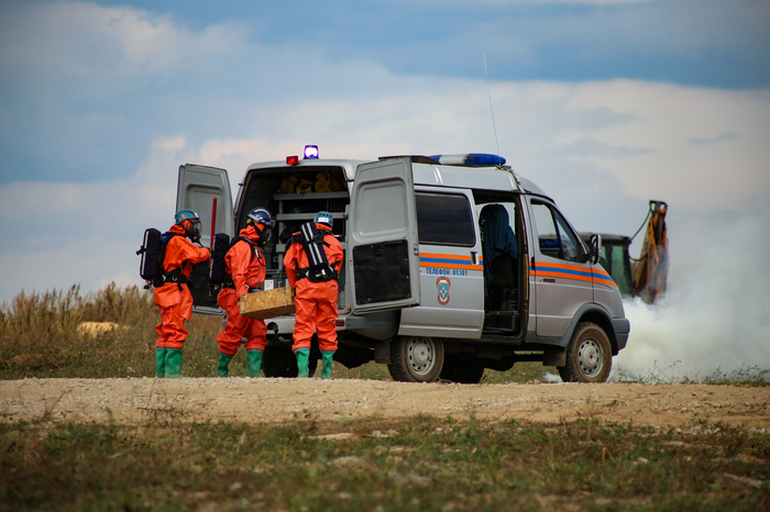 Preparation for civil defense exercises (photo report) - My, Teachings, Ministry of Emergency Situations, Aviation, IL-76, Firefighters, The photo, Reportage, Longpost