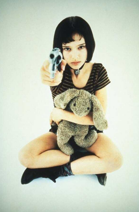 Innocence with a gun - The photo, Natalie Portman, Leon, Video