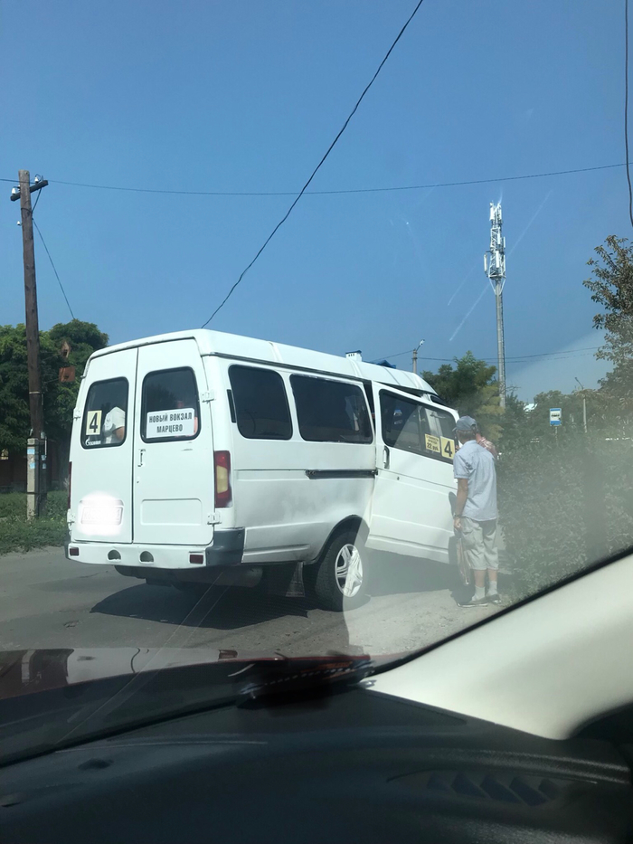 Когда все таки хлопнул дверью - Моё, Маршрутка, Газель, Хлопать