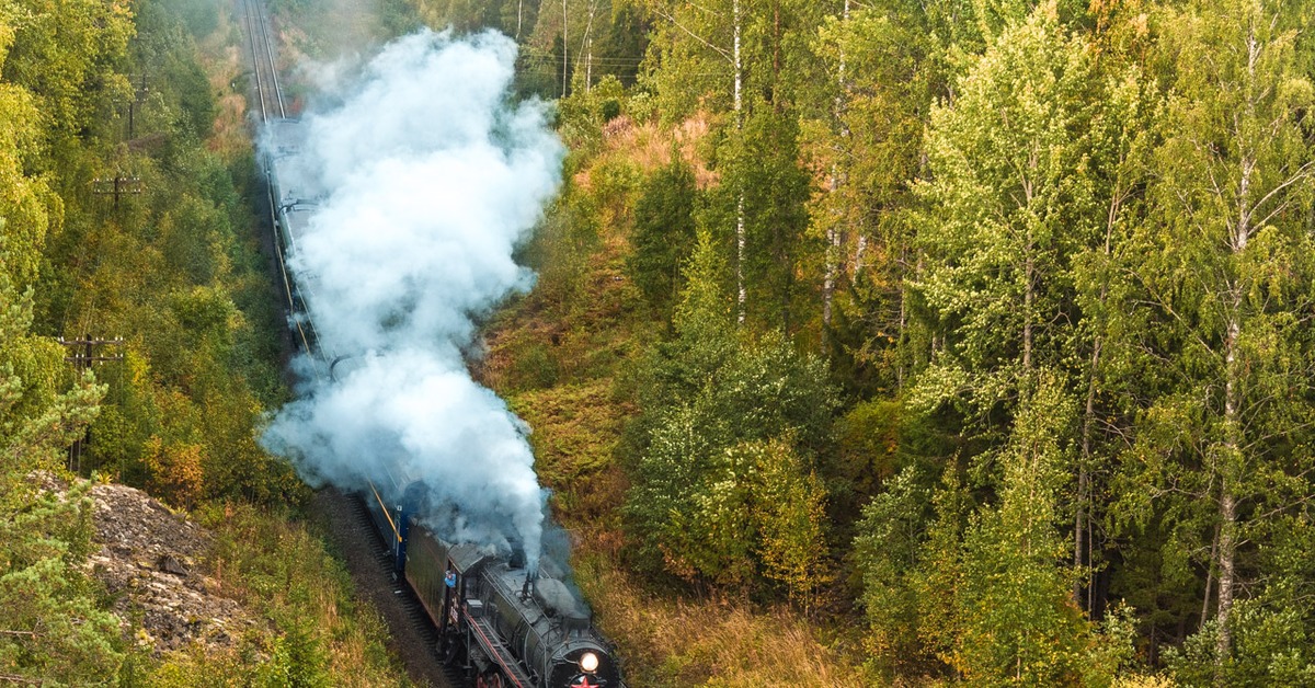 Рускеальский ретро поезд фото