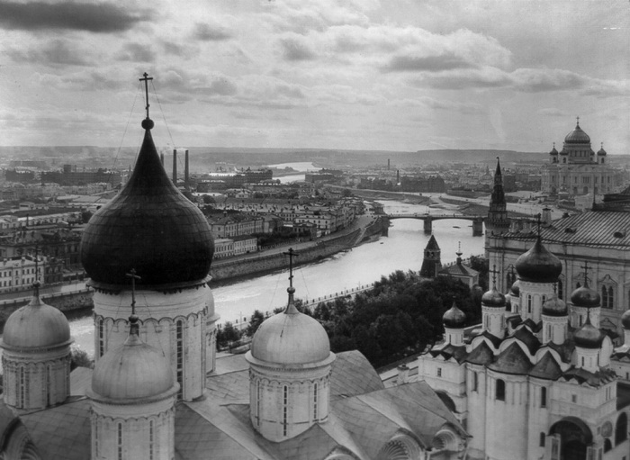 Вид с Колокольни Ивана Великого, Москва, 1918 год - Ретро, Москва, Фотография, Кремль, Храм Христа спасителя, Архитектура