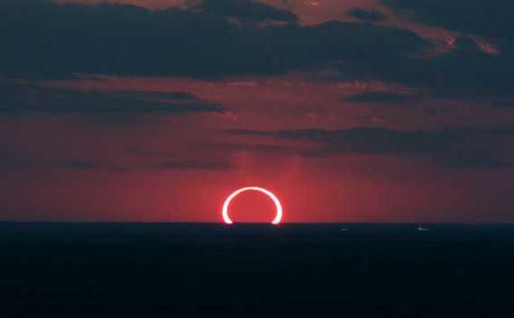 Sunset and eclipse at the same time - The photo, Sunset, Eclipse