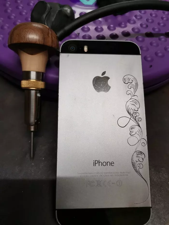 Engraving with a engraver - My, Stichel, Handmade, Engraving, Longpost, iPhone