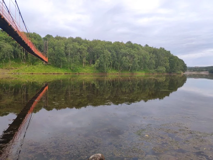 Suspension bridge. Reflection. - My, Suspension bridge, Bridge, Reflection, Murmansk region, Landscape, Longpost