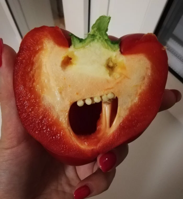 Monday's face - My, Monday, Bell pepper, Pareidolia