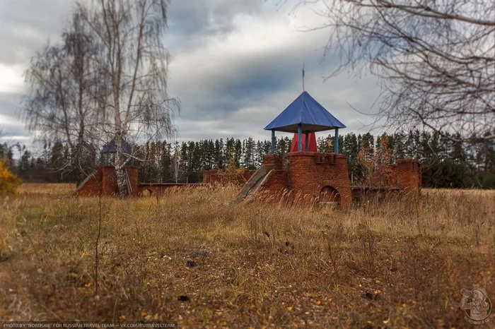 Осенний Декаданс. Заброшенная база отдыха или хата на НГ - Моё, Урбанфото, Башкортостан, Осень, Длиннопост, Заброшенное