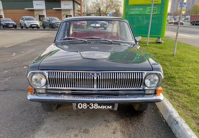 Classics of the American and Soviet automobile industry - My, Gaz-24 Volga, Ford mustang, Auto, Longpost