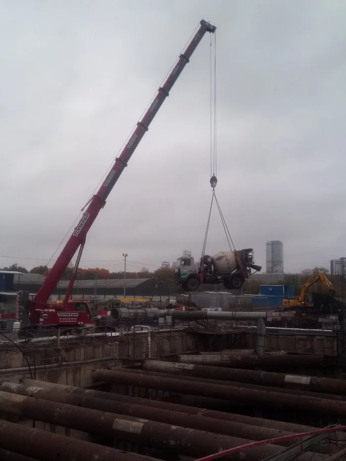 Truck crane operator (truck crane operator).Choice of profession - My, Crane operator, Tap, Work, Technics, Building, Longpost