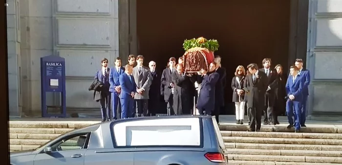 Franco's remains exhumed in Madrid - My, Spain, Madrid, Franco, Longpost