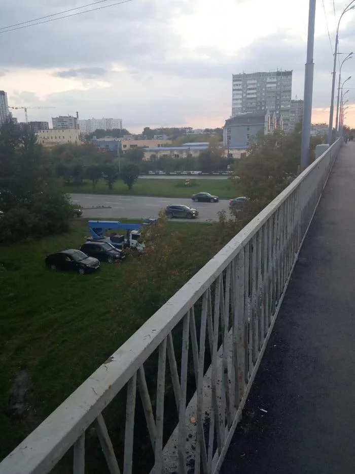 Police say it's OK to park on the lawn. - My, Police, Parking, State, Russia