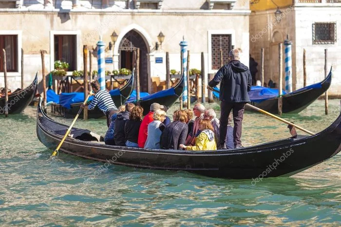 Venice - Excursion, Venice, Gondoliers