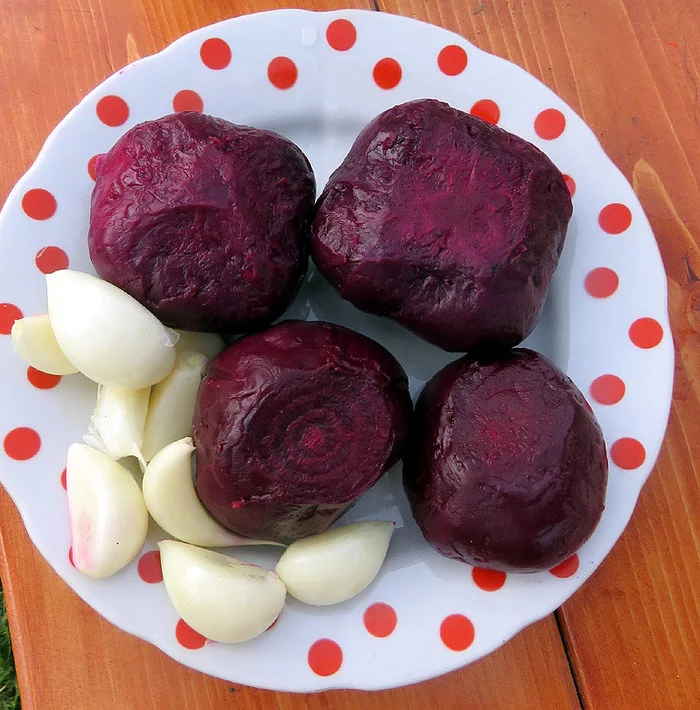 Return of Van Helsing. Making Van Helsing Salad - My, Van Helsing, Longpost, Cooking, Salad, Garlic, Beet, Recipe