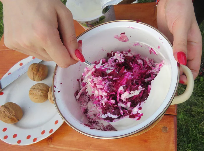 Return of Van Helsing. Making Van Helsing Salad - My, Van Helsing, Longpost, Cooking, Salad, Garlic, Beet, Recipe