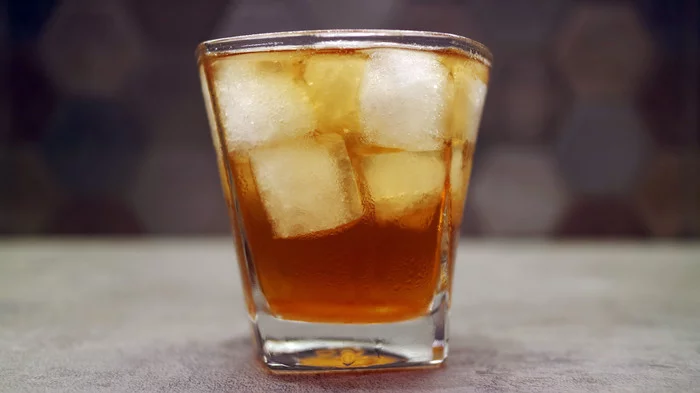 Old Fashioned cocktail, classic. - My, Cocktail, Whiskey, Old Fashioned, Video recipe, Alcohol, Video, Longpost