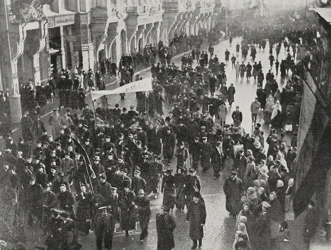 Demonstration demanding the release of political prisoners, Moscow, October 31, 1905. - История России, Demonstration, Old photo