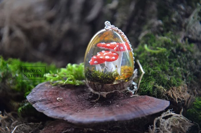 Pendant with fly agarics made of epoxy resin - My, Needlework without process, Fly agaric, Pendant, Epoxy resin, Handmade, Longpost