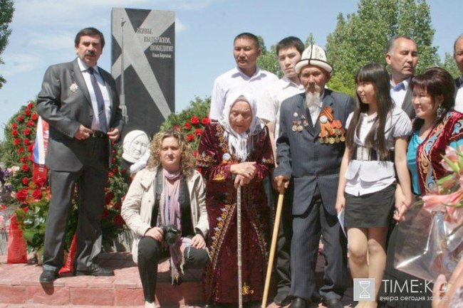 Mother of 150 children: how a Kyrgyz girl became a mother for children from besieged Leningrad, the female legend Toktogon Altybasarova! - Leningrad blockade, Kyrgyzstan, Russia, The Great Patriotic War, Video, Longpost, Mother Heroine