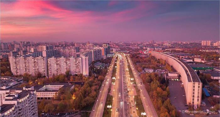 Лежачий небоскреб в москве фото