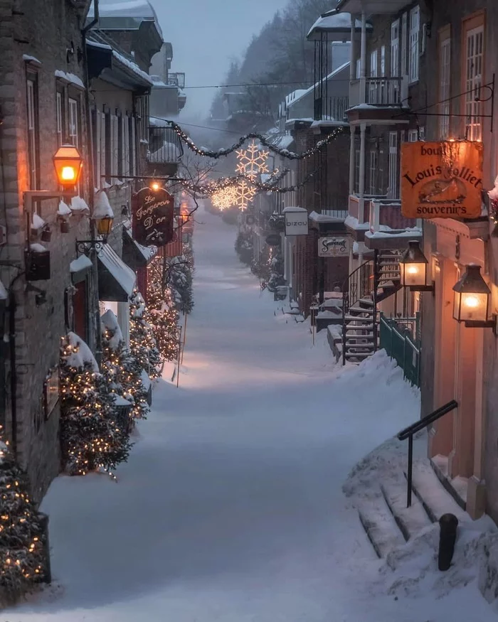 New Year's street in Old Quebec - Quebec, The street, New Year, 9GAG, Canada, Winter, Snow