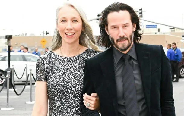 Keanu Reeves proposed to his beloved Alexandra Grant. The couple got engaged. - Keanu Reeves, Remarkable, Wedding, Longpost