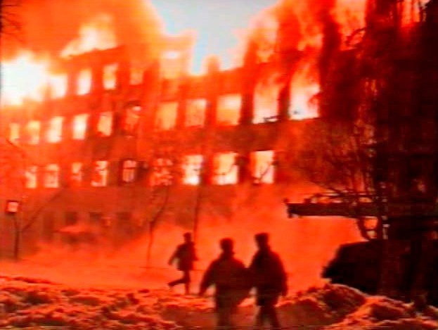 How to destroy 57 people and an entire police department building with one cigarette butt. In Samara they found a way - My, Samara, Guvd, Fire, Police, Hell, Russia, Longpost, 90th