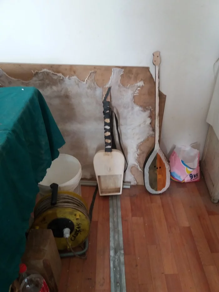 One stick three strings, I am the owner of the whole earth - My, With your own hands, Musical instruments, Kazakhs, Woodworking, Longpost
