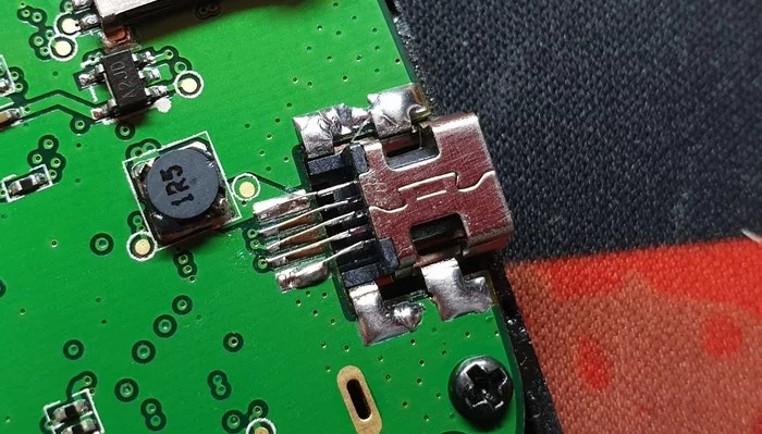 Repair after renovation. Where do you come from? - My, Repair of equipment, Nest, Soldering, Collective farm, Recovery, Longpost