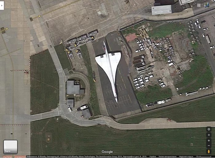 Concord on Google Maps - Concorde, , London, London Heathrow, Concord