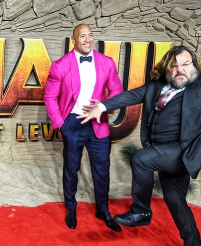 At the photo shoot of the new Jumanji - Jack Black, Dwayne Johnson, PHOTOSESSION, Jumanji, Longpost