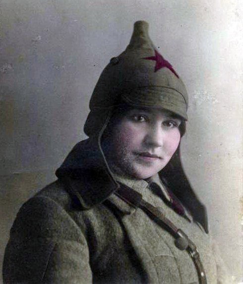 On January 16, 1919, a cloth hat-bogatyr was introduced as a headdress of the Red Army, later called Budyonovka - Form of the Red Army, RSFSR, Military history, Longpost