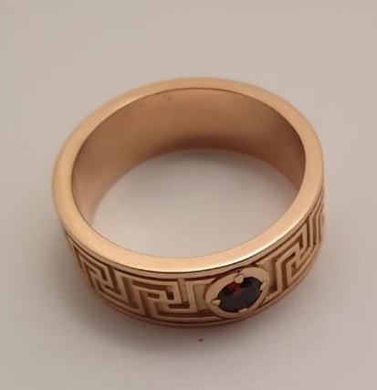 Gold ring with garnet - My, Ring, Gold, Jewelry, Garnet, 3D, CNC, Jewelcrafting, Experiment, Longpost