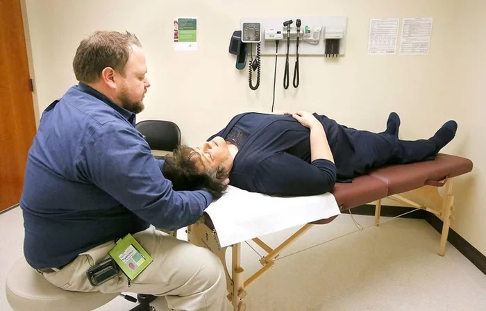 We adjust the stomach, restore vision and micromobility of the brain: why is osteopathy not pleasing to science? Part 1 - My, Anthropogenesis ru, Scientists against myths, The science, Nauchpop, Osteopathy, The medicine, Video, Longpost