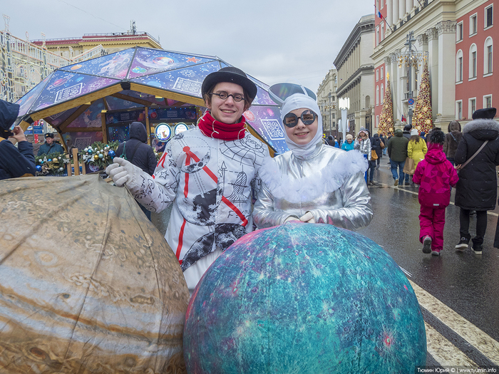 Тверская первого января: космонавты и искусственный снег Москва, Фотография, Путешествия, Новый Год, Длиннопост