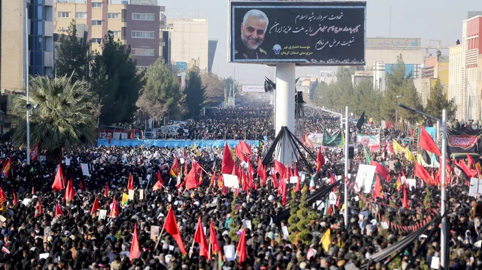 Death toll in stampede at Soleimani's farewell exceeds 50 - Iran, Crowd, People, Politics, Qasem Soleimani, Crush, Funeral, news