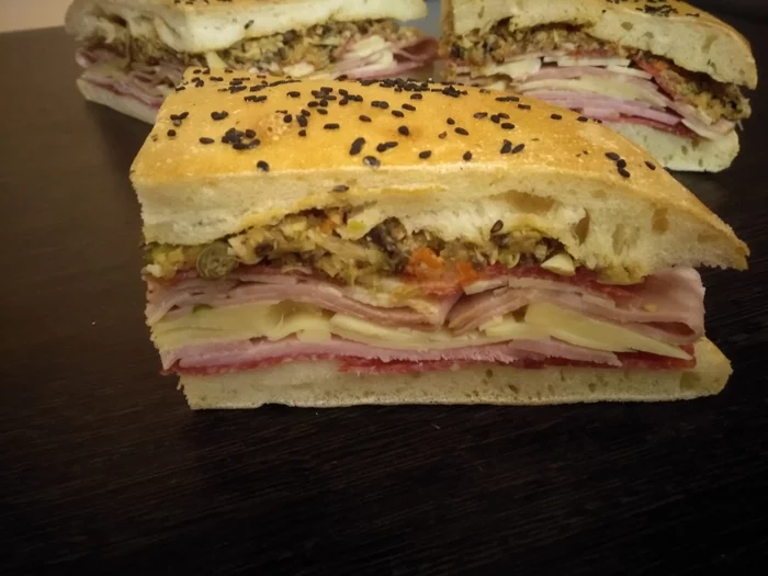 Sandwich Muffuletta - My, Yummy, Interesting, Recipe, Sandwich, American cuisine, Salami, Longpost, Food, Cooking