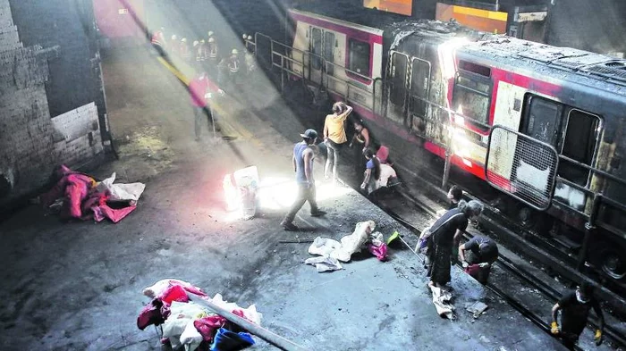 Subway fire aftermath, Chile - Metro, Chile, Fire, Accidental renaissance, Santiago