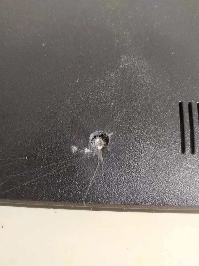 Help! Broken edge of a screw in a laptop - My, Laptop Repair, Torn slot