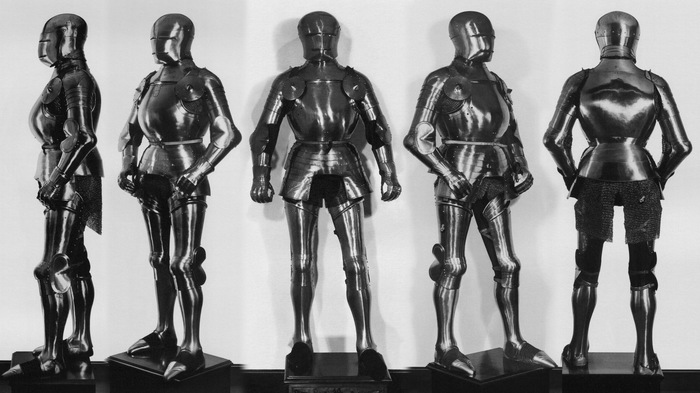 Треугольная вальцовка на кирасе