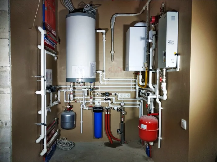 December 25, 2019. BELOOSTROV, part 2 - My, Project, Engineering, Installation of heating systems, Boiler room, Polypropylene, Strapping, Plumber, Installation, Longpost