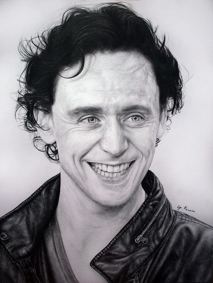 Drawing with simple pencils of an actor from the Avengers - My, Drawing, Art, Images, Pencil drawing, Portrait, Creation, Pencil, Tom Hiddleston
