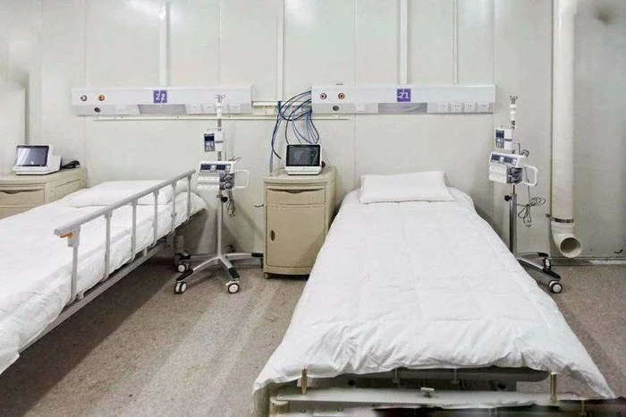 In the city of Wuhan (China), a hospital with 1000 beds for those infected with coronavirus was built in 9 days. The second hospital will open on February 6 - Hospital, China, Virus, Building, Longpost