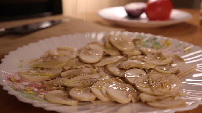 Mushroom carpaccio...mushroom salad in general - My, Recipe, Food, Salad, Mushrooms, Snack, Video recipe, Video, Longpost, Carpaccio