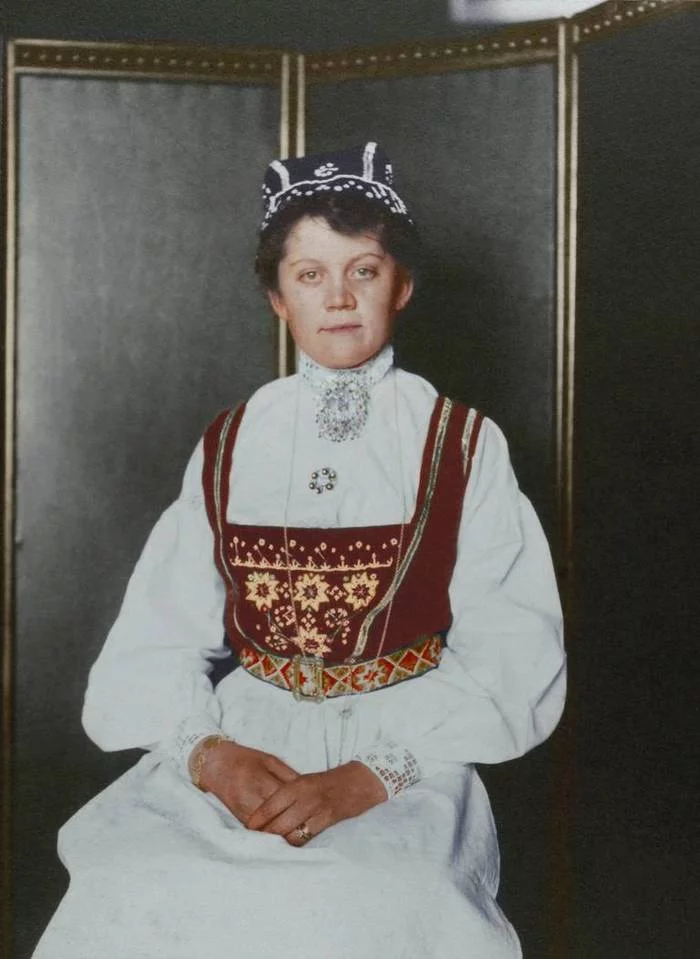 Винтажные фото иммигрантов, прибывших в Америку в начале XX века - Прошлое, Иммиграция, Иммигранты, Колоризация, США, Национальные костюмы, Этнография, Длиннопост