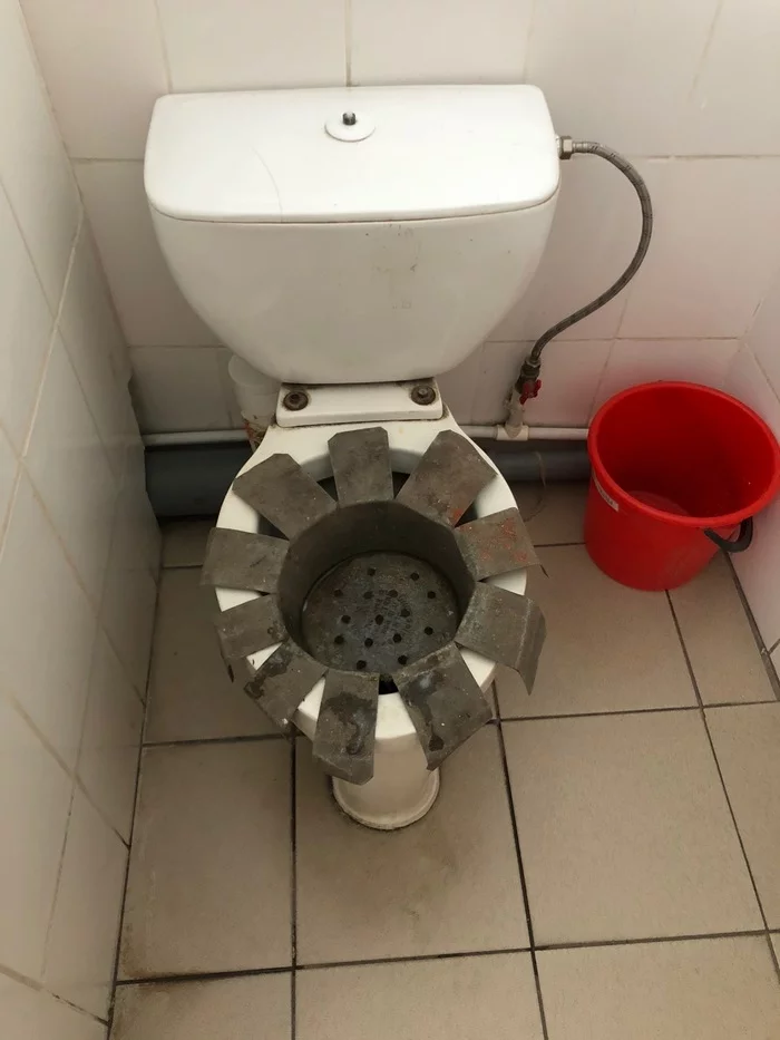 Why is this device needed? - My, Toilet, Mystery, Device, School, The photo