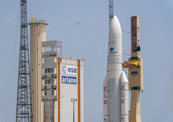     Ariane 5   JCSAT-17  GEO-KOMPSAT-2B Arianespace, Ariane 5, , , , , Esa, 