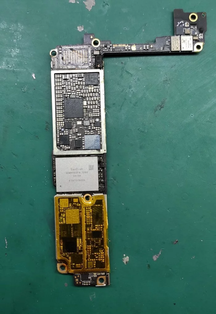 I stumbled xD. Iphone 7 - My, Apple, iPhone, iPhone 7, Repair, Ремонт телефона, Recovery, Soldering, Moscow, Longpost