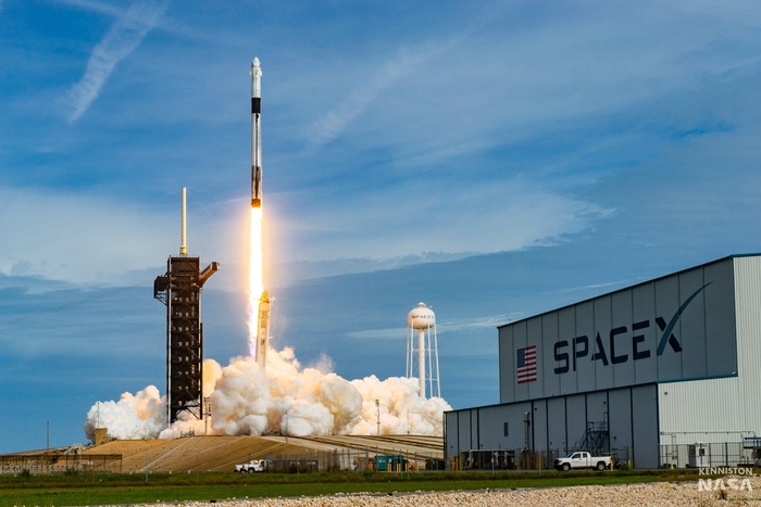   ,        SpaceX, Starlink, , ,  