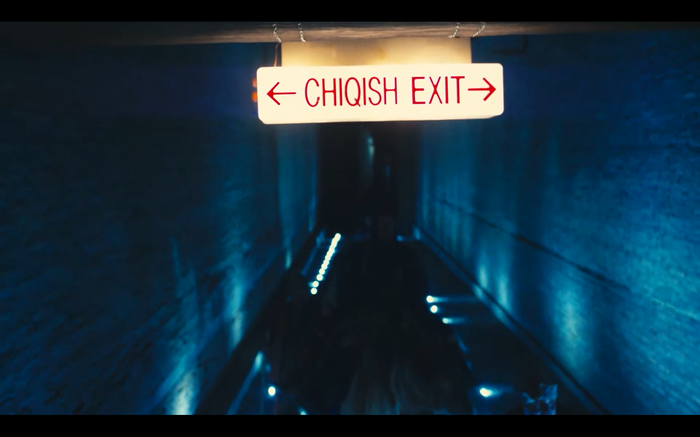 Оригинальное видео с инструкцией по безопасности от Uzbekistan Airways ...