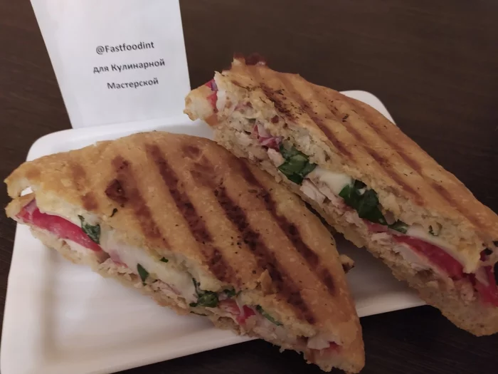 Панини "Frontera" с курицей и моцареллой (ресторан Panera bread) Вкусно, Рецепт, Сэндвич, Фокачча, Курица, Моцарелла, Помидоры, Длиннопост