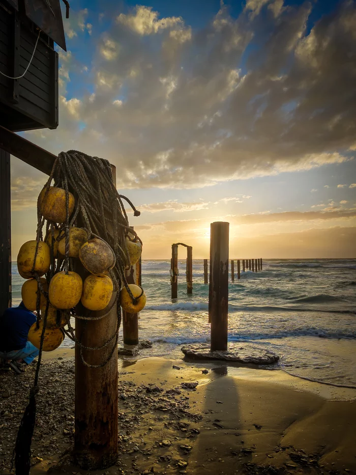 Evening walk by the sea - My, The photo, Sea, Mediterranean Sea, Israel, Longpost, Mobile photography